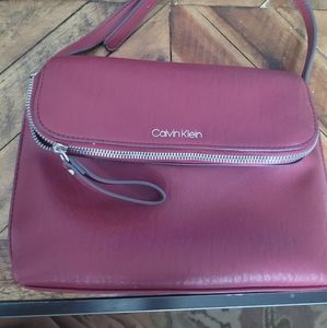 Nwot Calvin Klein burgundy cross body